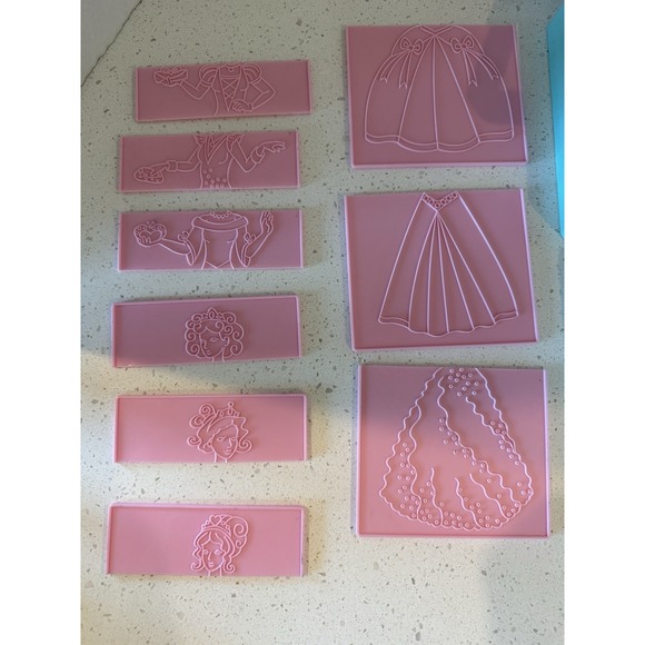 Melissa And Doug Fashion Design Kit - Full Set- 9 Textured With Front And Back - Picture 3 of 8